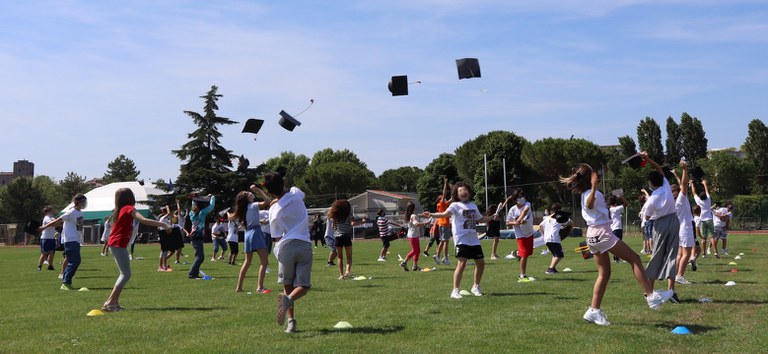 La festa di fine anno delle scuole primarie allo stadio Mazzola, giugno 2020