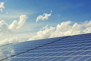 In Consiglio comunale il regolamento per gli impianti fotovoltaici. L’assessore Sacchetti: “Verso un piano energetico comunale”