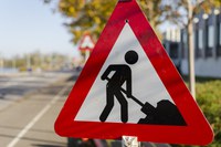 Lunedì 18 e martedì 19 dicembre chiuso un tratto di via Bargellona per lavori di asfaltatura